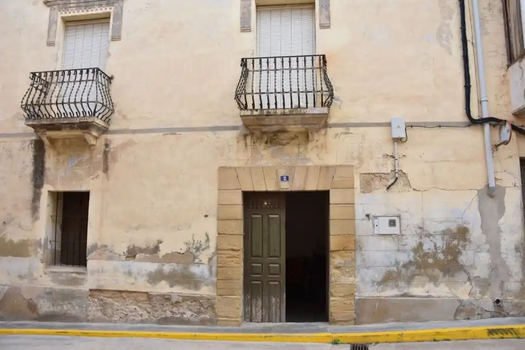 Vista exterior de Casa adosada en venta en Valjunquera con Terraza, Trastero y Amueblado