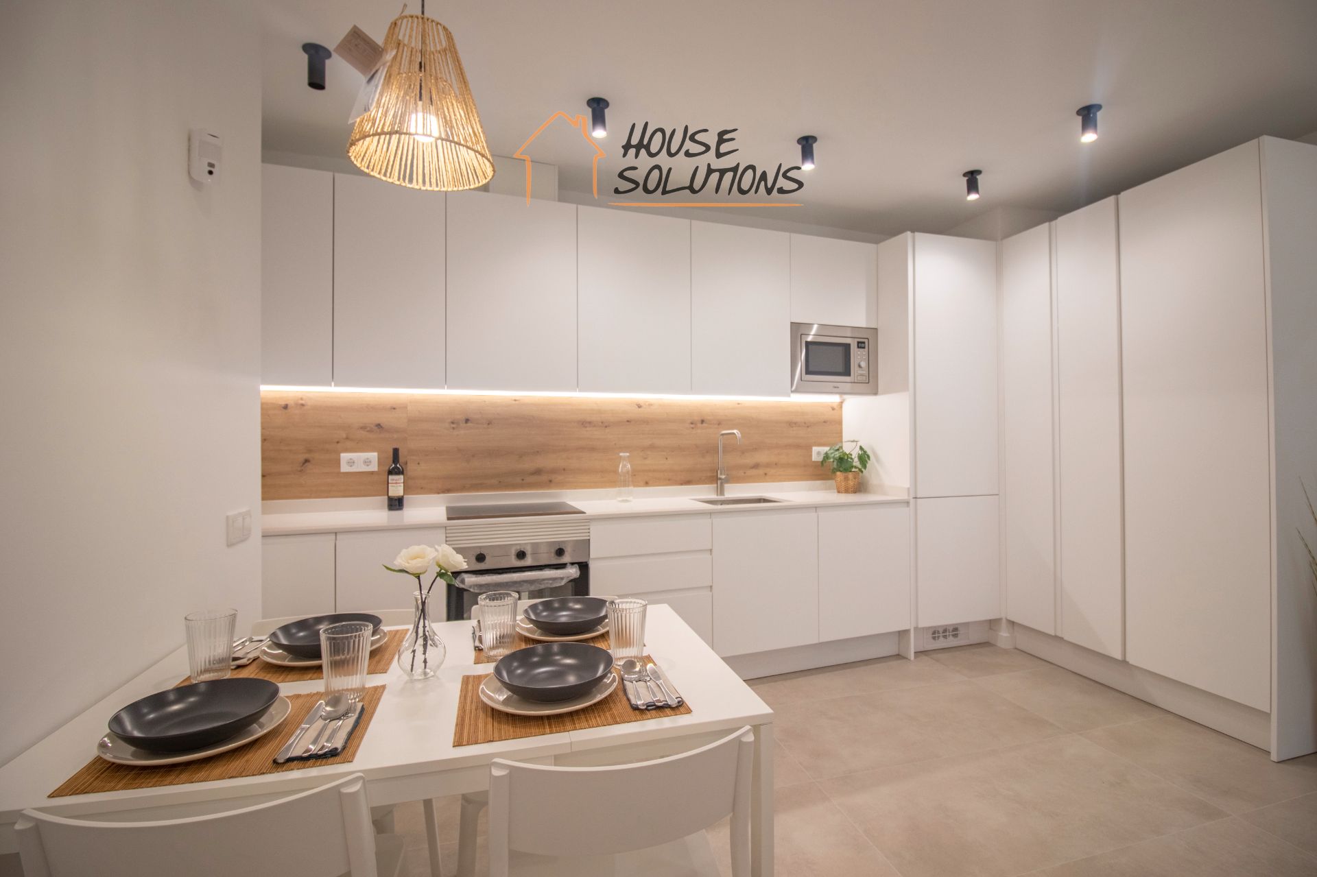 Cuina de Pis en venda en Sabadell amb Aire condicionat, Calefacció i Moblat