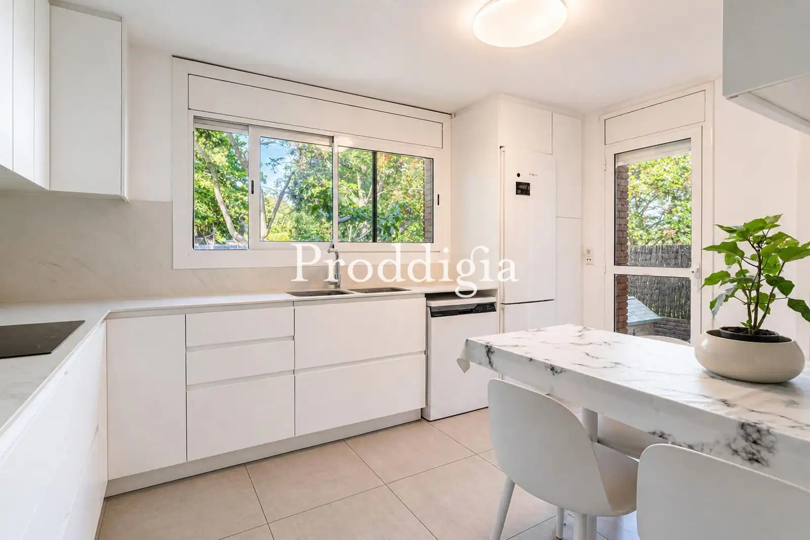 Kitchen of Houses for sale in Sant Cugat del Vallès  with Heating and Swimming Pool