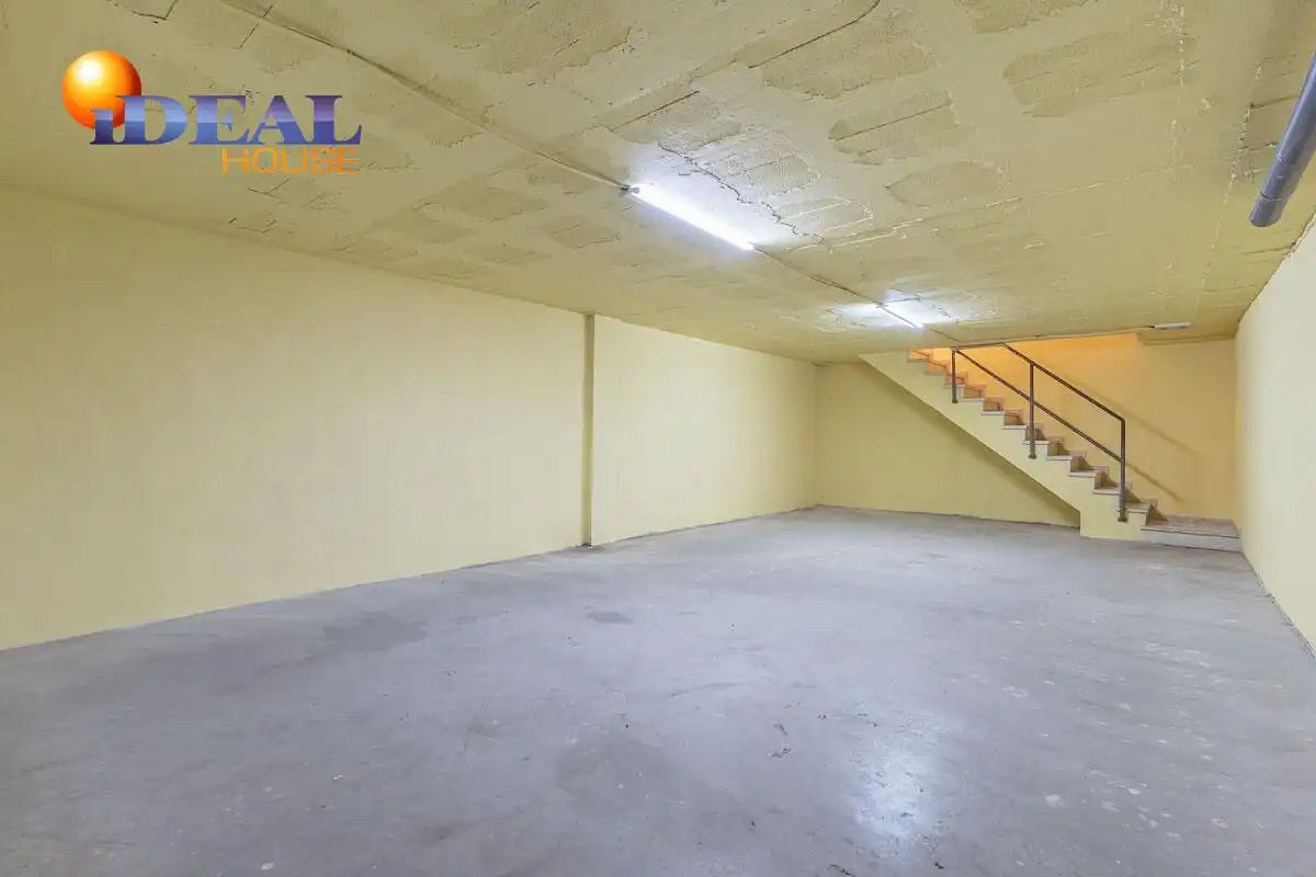 Nau industrial en venda a Avenida JUNCARIL, imagen 17
