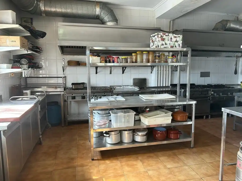 Cuina de Casa o xalet en venda en Orihuela amb Aire condicionat, Calefacció i Jardí privat