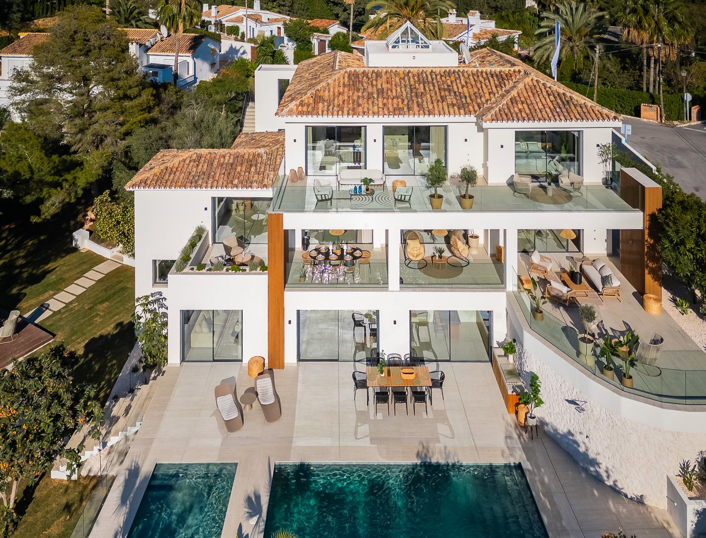 Terrace of House or chalet for sale in Marbella  with Air Conditioner, Private garden and Terrace
