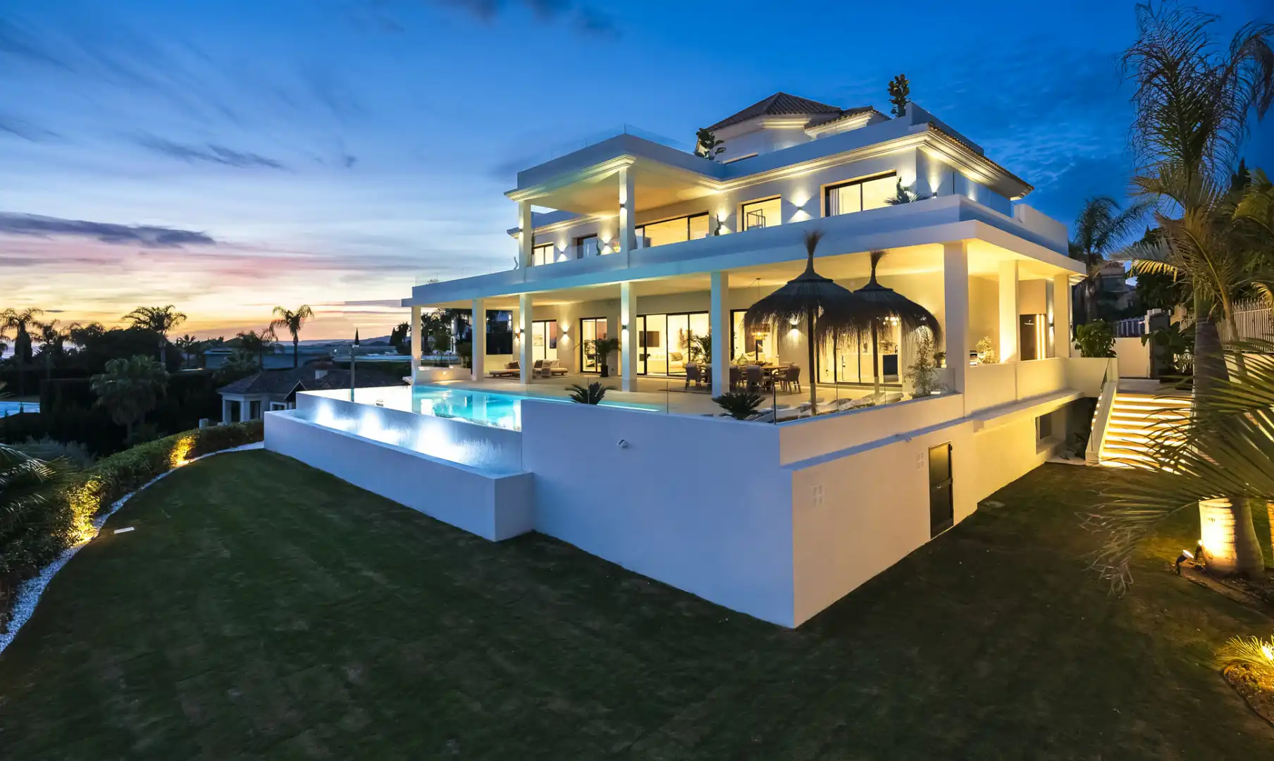 House with pool for sale in Marbella Centro, imagen 2