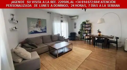 Flat with terrace for sale in Carrer de Sants 184