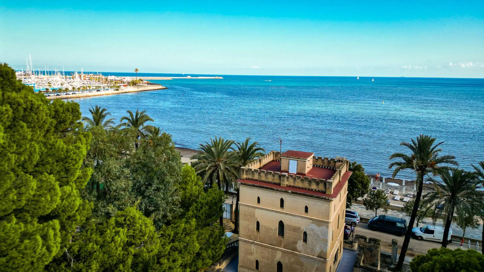 Vista exterior de Local en traspaso en Dénia con Aire acondicionado y Amueblado