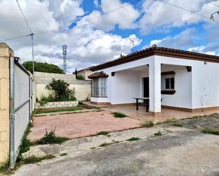 Exterior view of House or chalet for sale in Chiclana de la Frontera