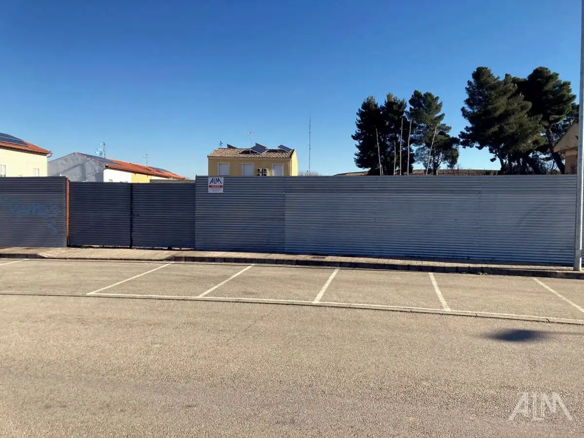 Terrenys i solars en venda a Manzanares