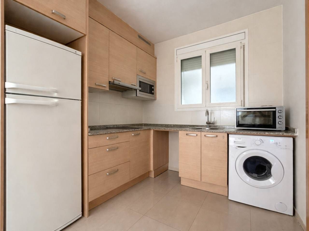 Kitchen of Flat for sale in Manresa  with Heating and Balcony