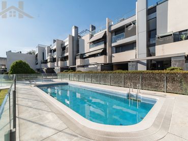 Pis amb piscina en venda a Calle de Arcos de la Frontera