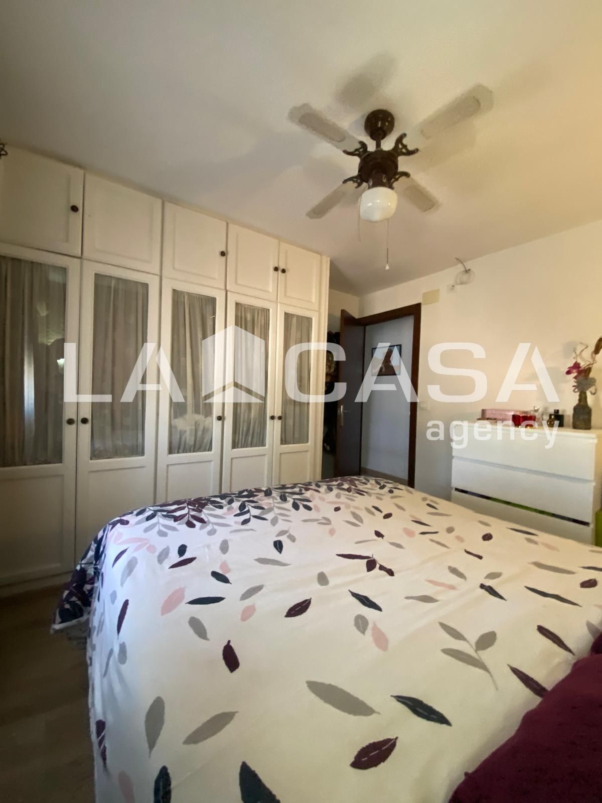 Bedroom of Flat for sale in Dos Hermanas