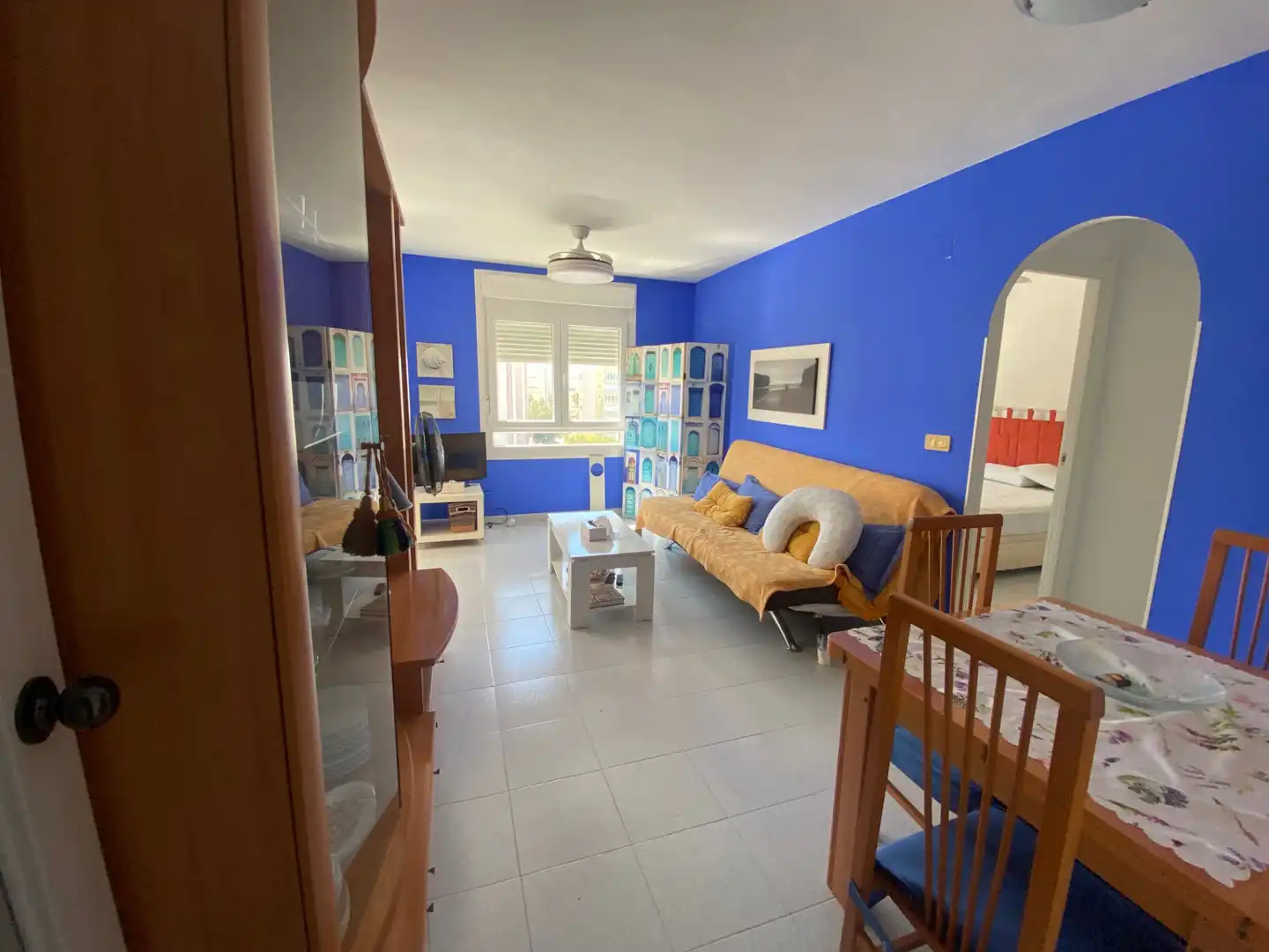 Sala d'estar de Pis de lloguer en Alicante / Alacant amb Moblat, Forn i Rentadora