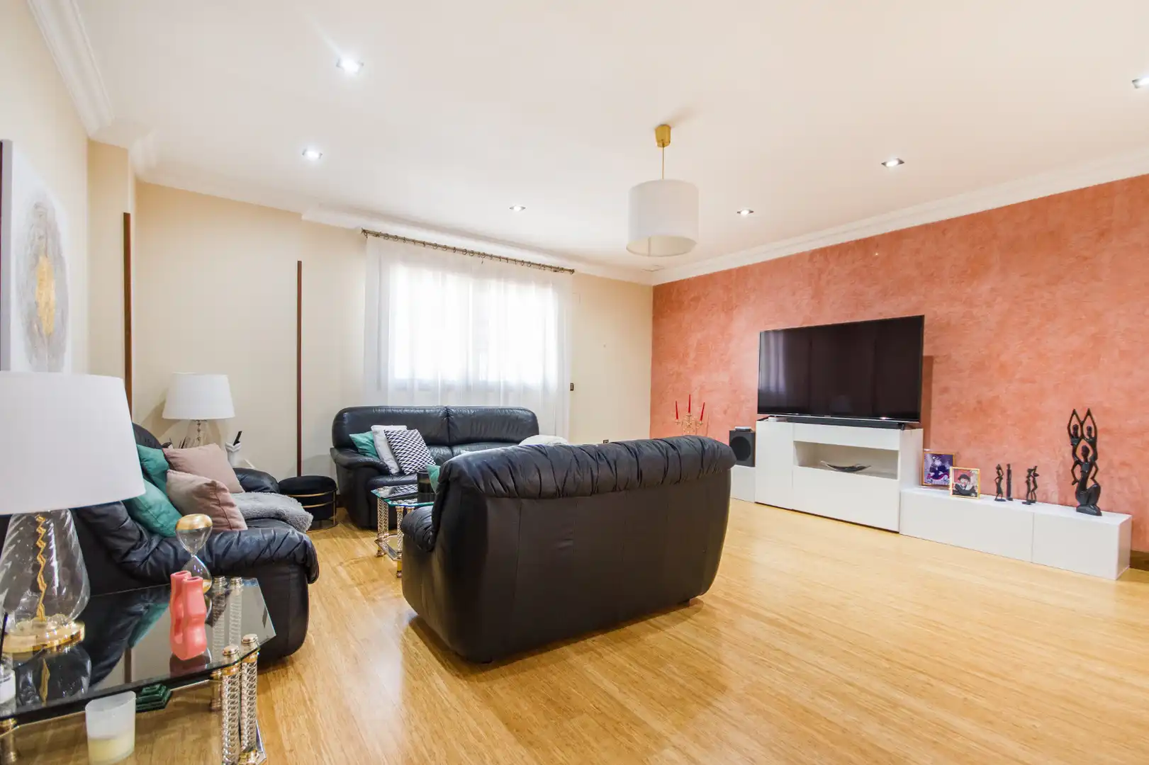 Living room of Houses for sale in Aranjuez  with Air Conditioner, Heating and Private garden