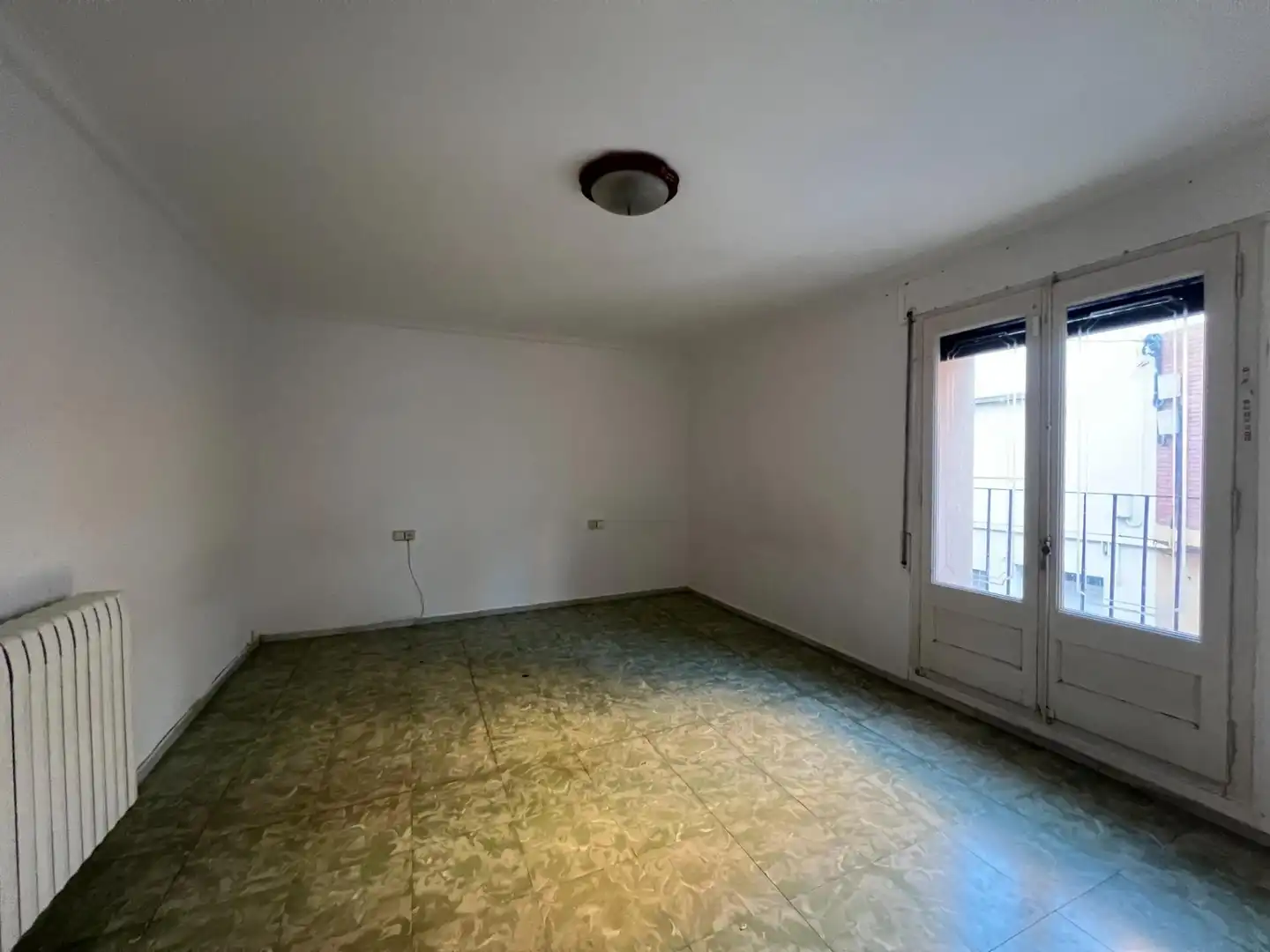 Wohnzimmer von Einfamilien-Reihenhaus zum Verkauf in Sentmenat