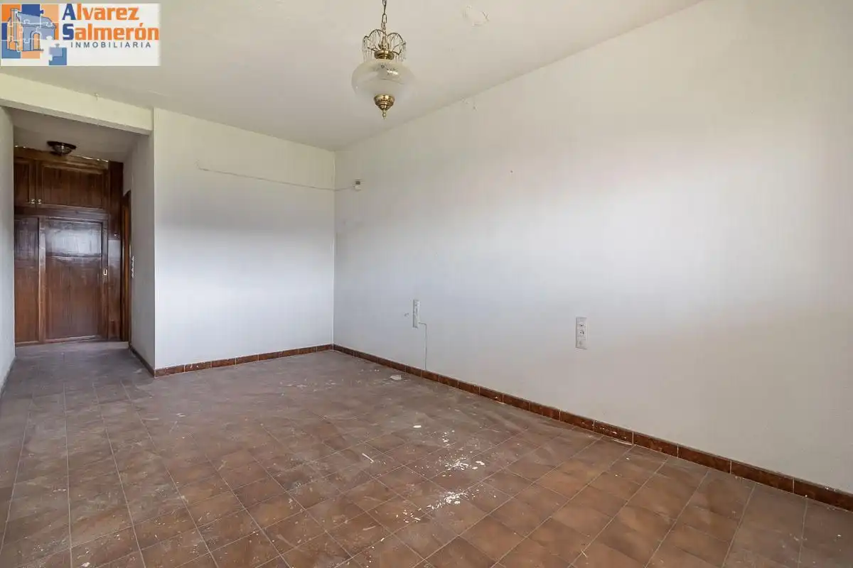Casa rústica amb piscina en venda a Santa Fe, imagen 15