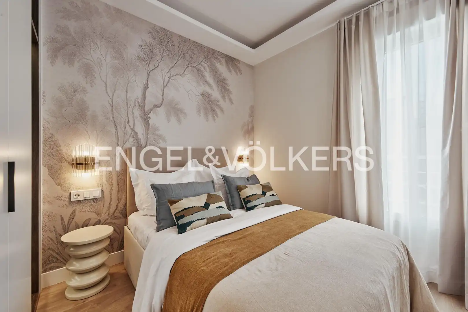 Bedroom of Flat for sale in Madrid  with Air Conditioner, Heating and Parquet flooring