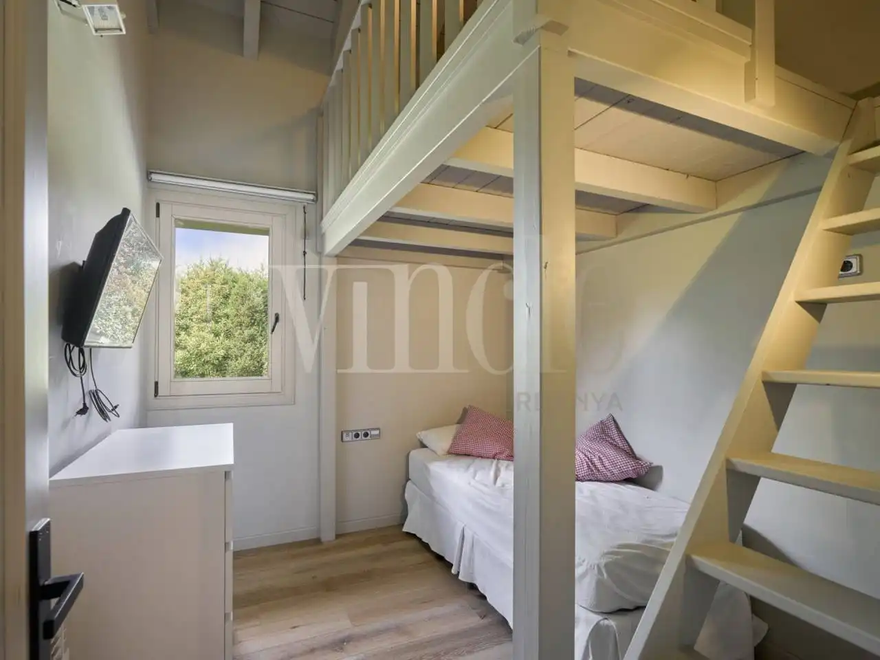 Bedroom of Houses for sale in Das  with Heating, Private garden and Parquet flooring