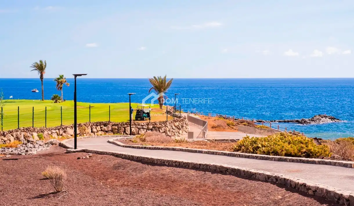 Vista exterior de Casa o chalet en venta en San Miguel de Abona con Jardín privado, Terraza y Trastero