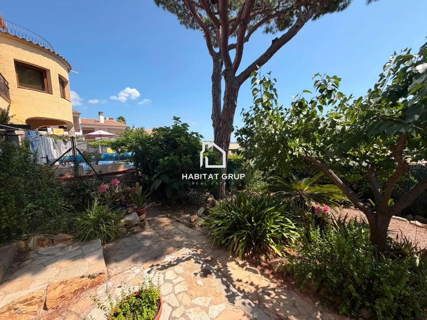 House with garden for sale in Torre Valentina - Mas Vilar de La Mutxada - Treumal, imagen 3