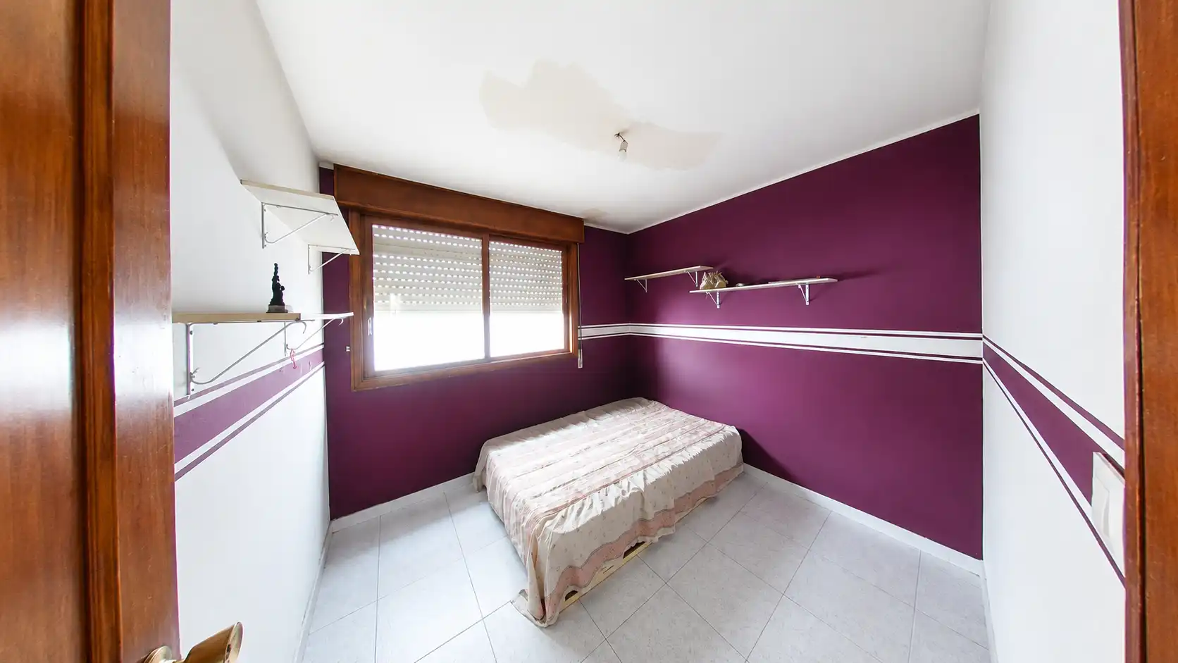 Habitación de Piso en venta en Vigo  con Trastero y Amueblado