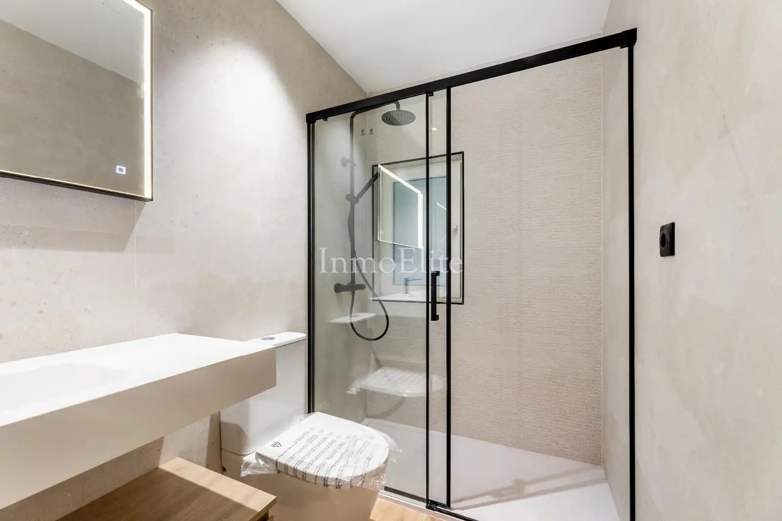 Flat with lift for sale in Diego de León, imagen 31