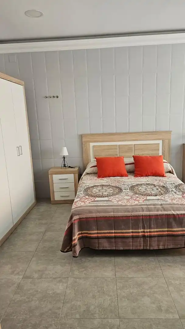 Dormitori de Casa adosada en venda en Orihuela amb Terrassa i Moblat