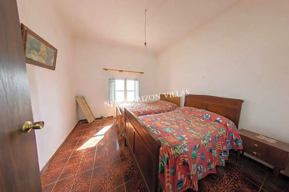 Country homes for sale in centro, Arboleas