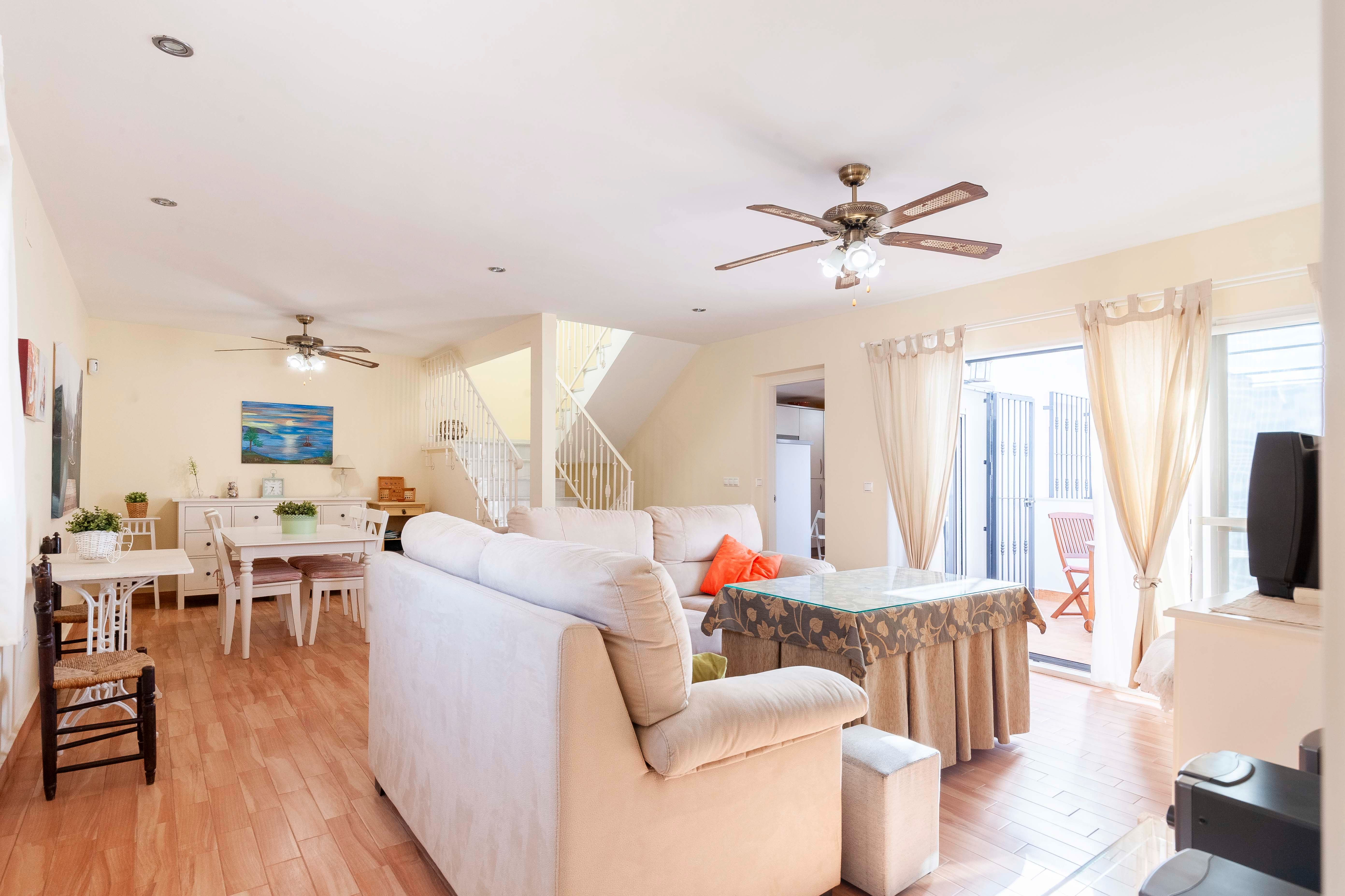 Single-family semi-detached for sale in Calle Rocio, 20, El Palmeral