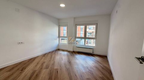 Photo 5 of Flat for sale in Avenida Pumarin, 46, Milán - Pumarín, Oviedo