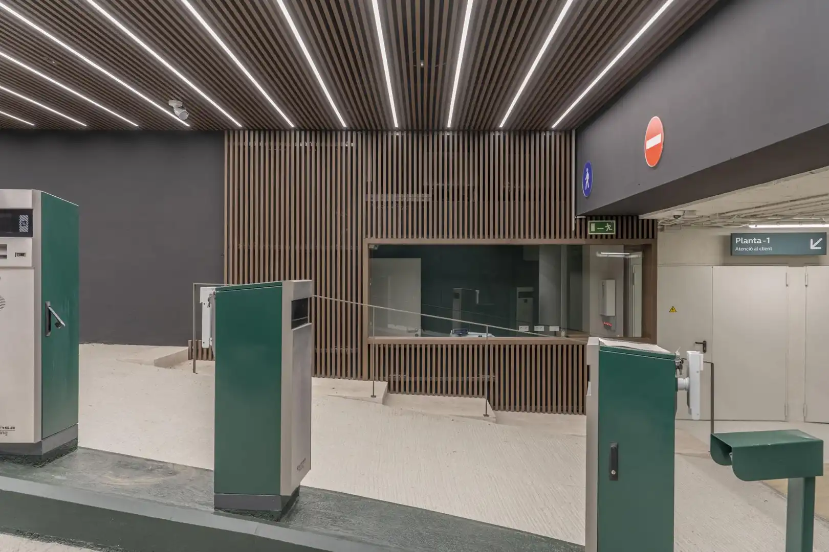Aparcamiento en alquiler en CALLE VIA AUGUSTA 349-, imagen 6