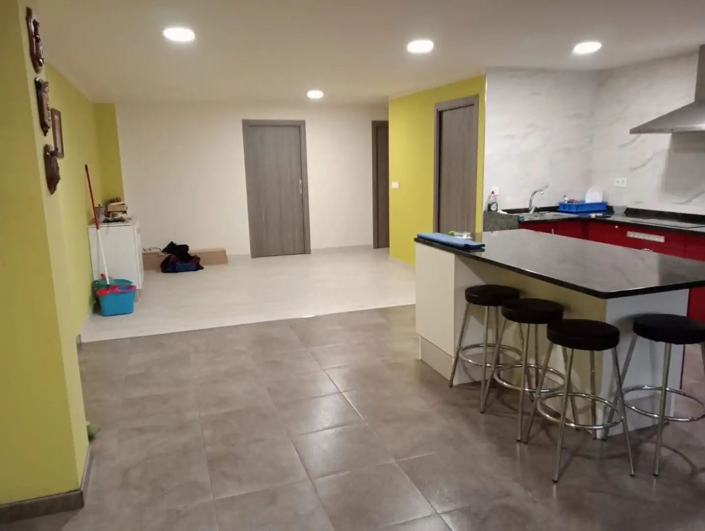 Piso en venta en A Malata - Catabois - Ciudad Jardín, imagen 3