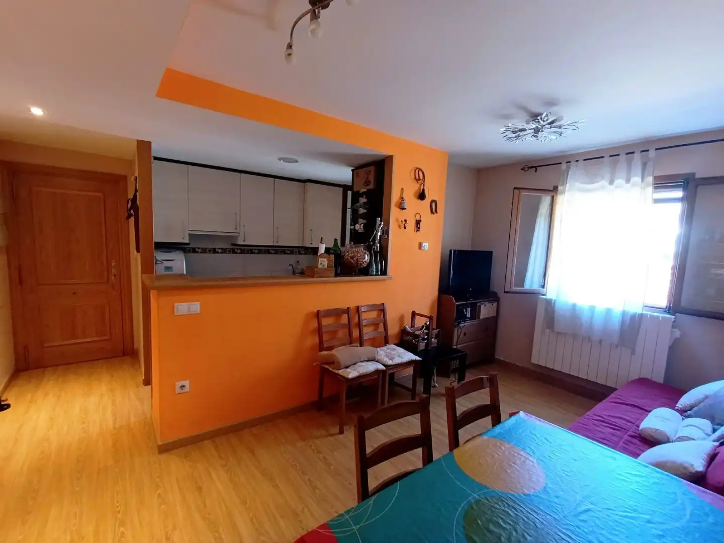 Cocina de Piso en venta en Castejón de Sos con Calefacción, Terraza y Trastero