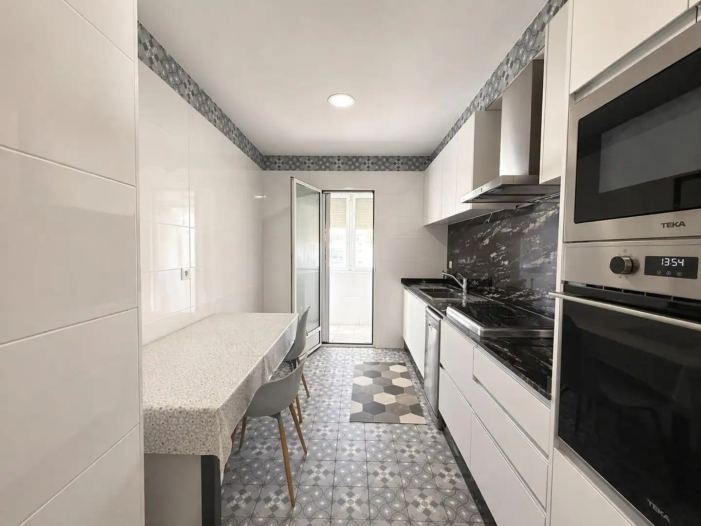 Cocina de Piso en venta en  Valencia Capital con Aire acondicionado y Balcón