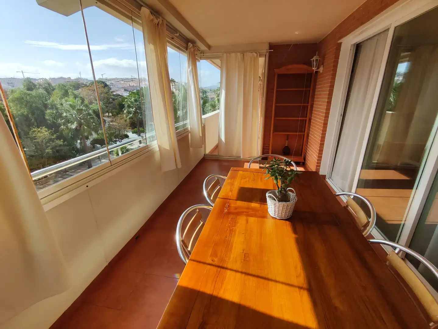 Apartament de lloguer a Avenida Juan Carlos I, 48, Parque Central