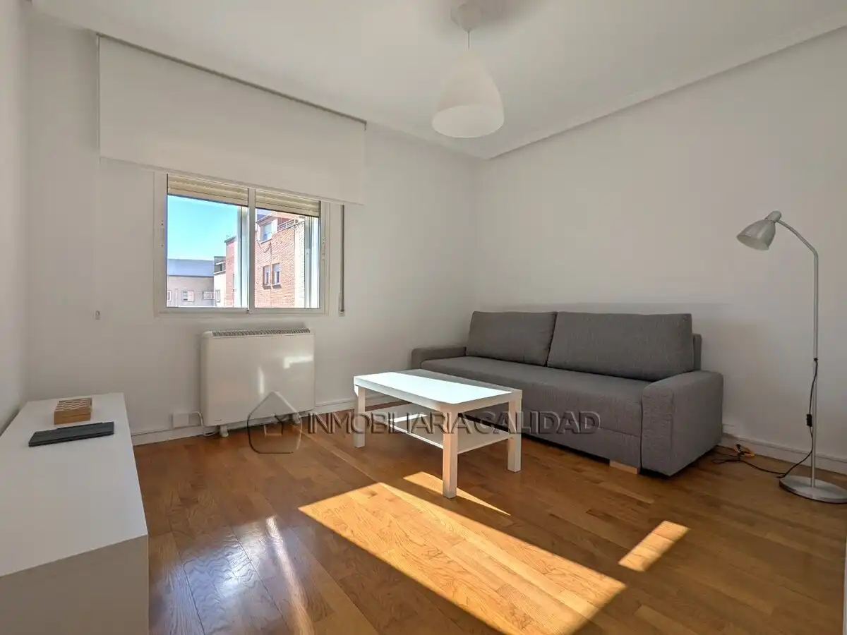Sala de estar de Piso de alquiler en Burgos con Calefacción y Amueblado