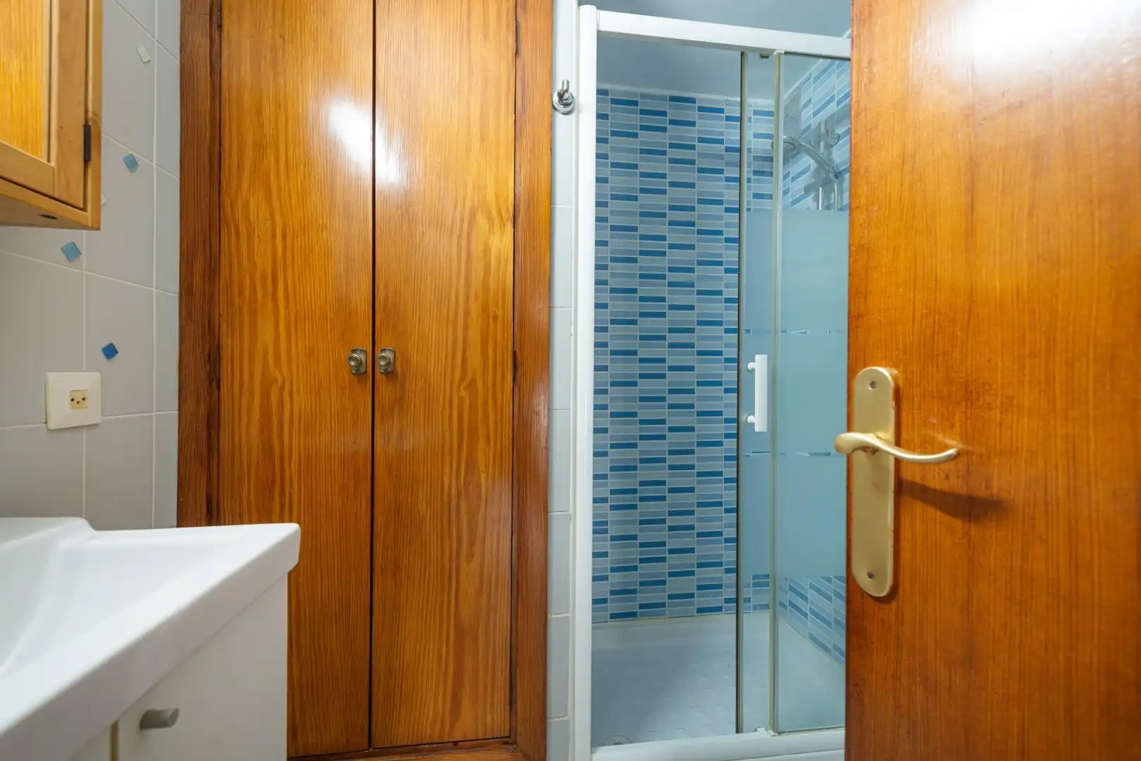 Bathroom of Flat for sale in Alcúdia  with Air Conditioner, Heating and Furnished