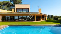 Exterior view of House or chalet for sale in Sant Andreu de Llavaneres  with Heating, Private garden and Storage room