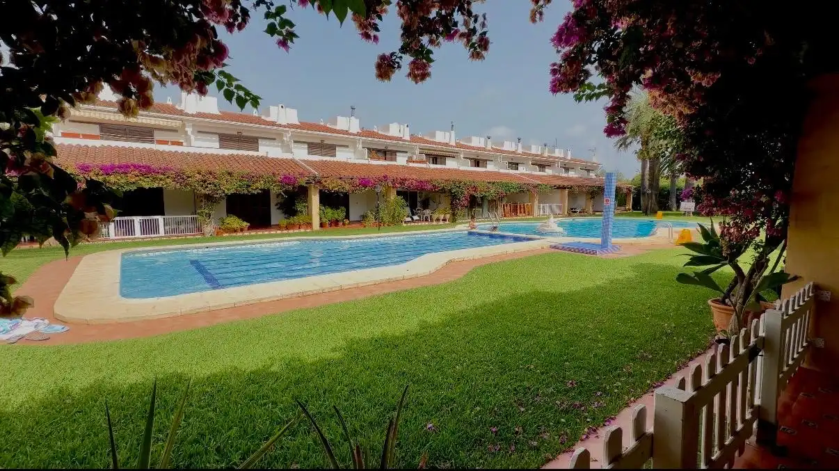 Piscina de Casa o chalet en venta en Dénia con Aire acondicionado, Terraza y Trastero