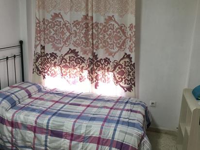 Bedroom of Flat for sale in La Línea de la Concepción