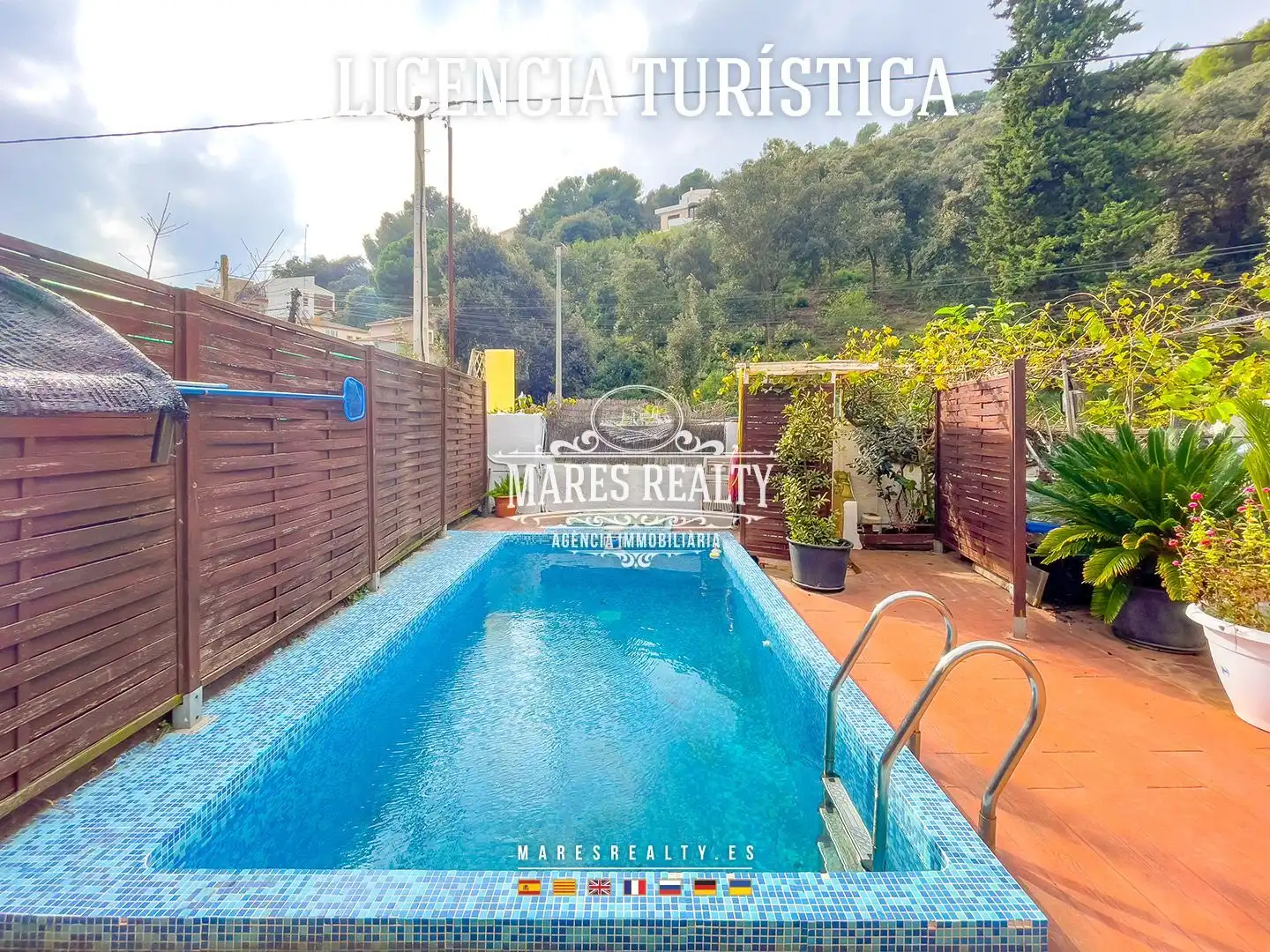 Casa amb piscina en venda a Santa Susanna