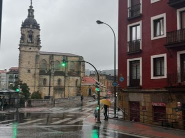 Pis amb balcó en venda a Urazurrutia Kalea