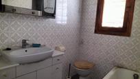 Bathroom of House or chalet for sale in Villamuriel de Cerrato