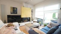 Living room of Single-family semi-detached for sale in Manlleu  with Terrace