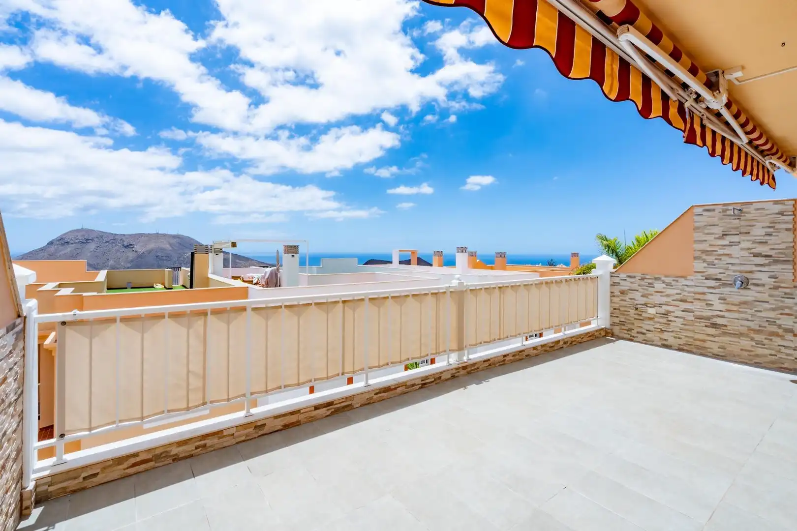 Apartamento de alquiler en Calle Tinguafaya, Chayofa