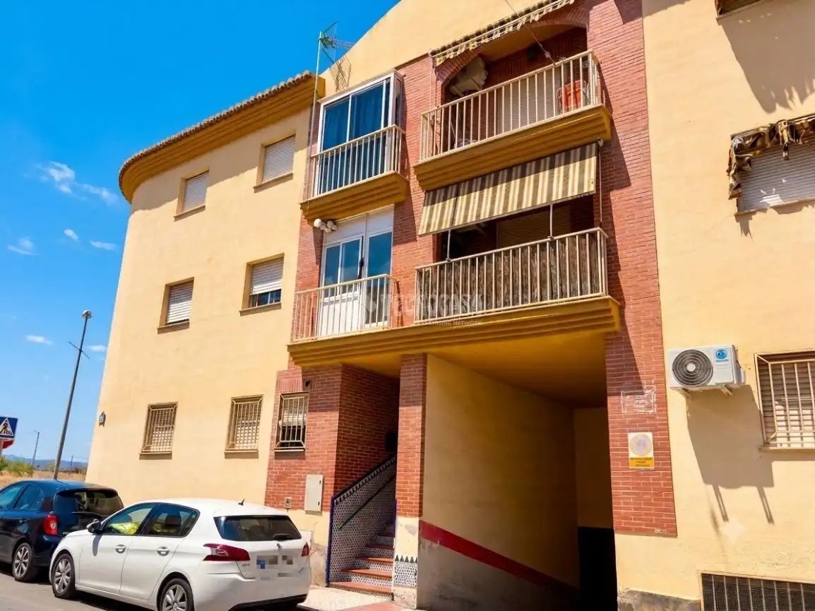 Appartamento con terrazza in vendita a Avda. De los Ogíjares