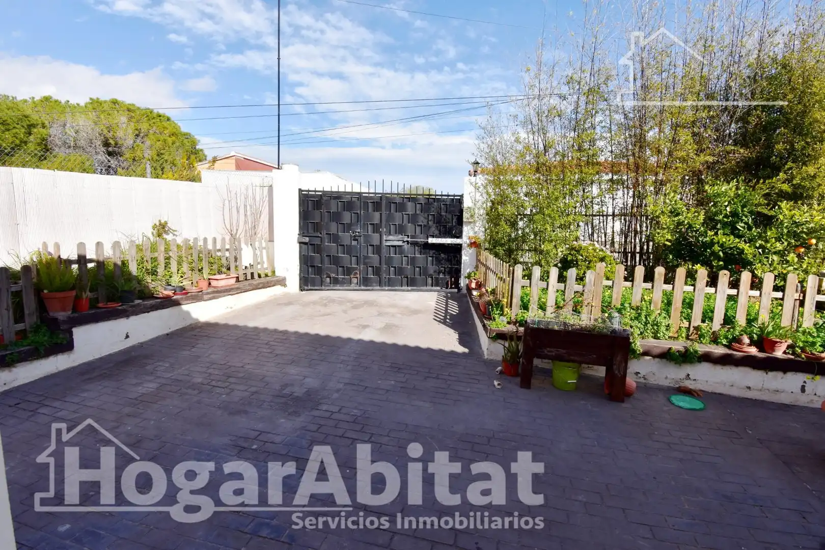 Exterior view of Houses for sale in Picassent  with Air Conditioner, Private garden and Terrace