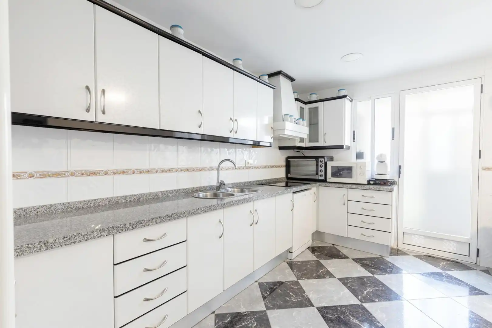 Cocina de Casa adosada en venta en Peligros con Aire acondicionado, Calefacción y Terraza
