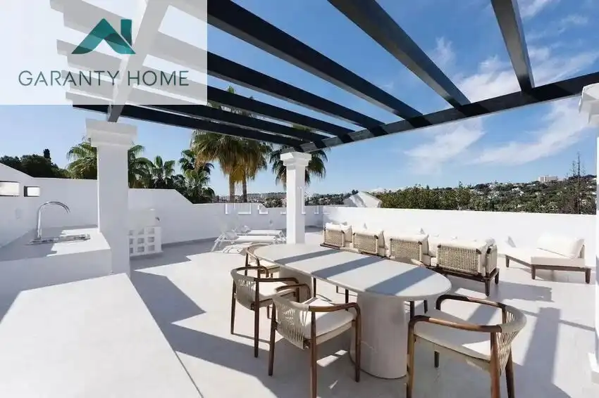 Terraza de Ático en venta en Marbella con Aire acondicionado, Terraza y Piscina comunitaria