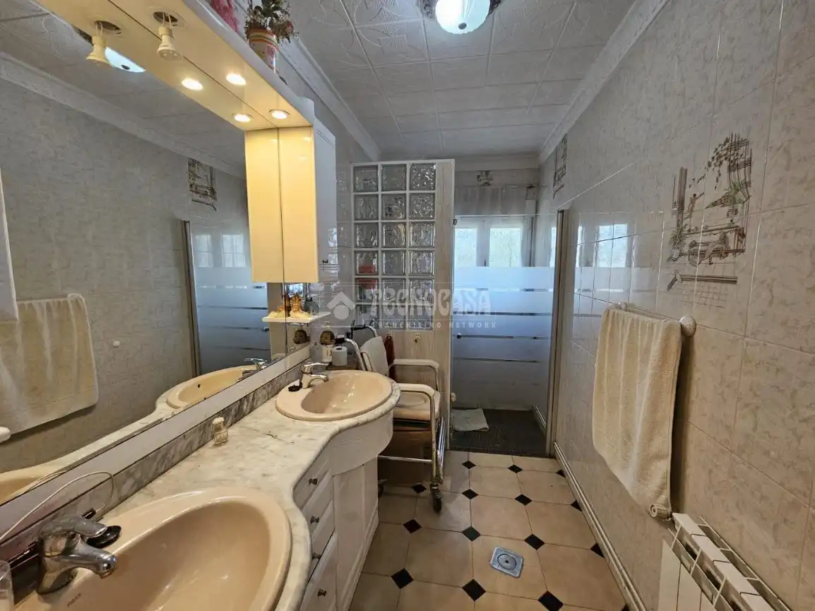 Maison avec balcon à vendre à Belicena, imagen 13