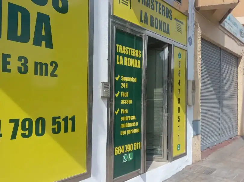 Traster de lloguer en Oliveros - Altamira