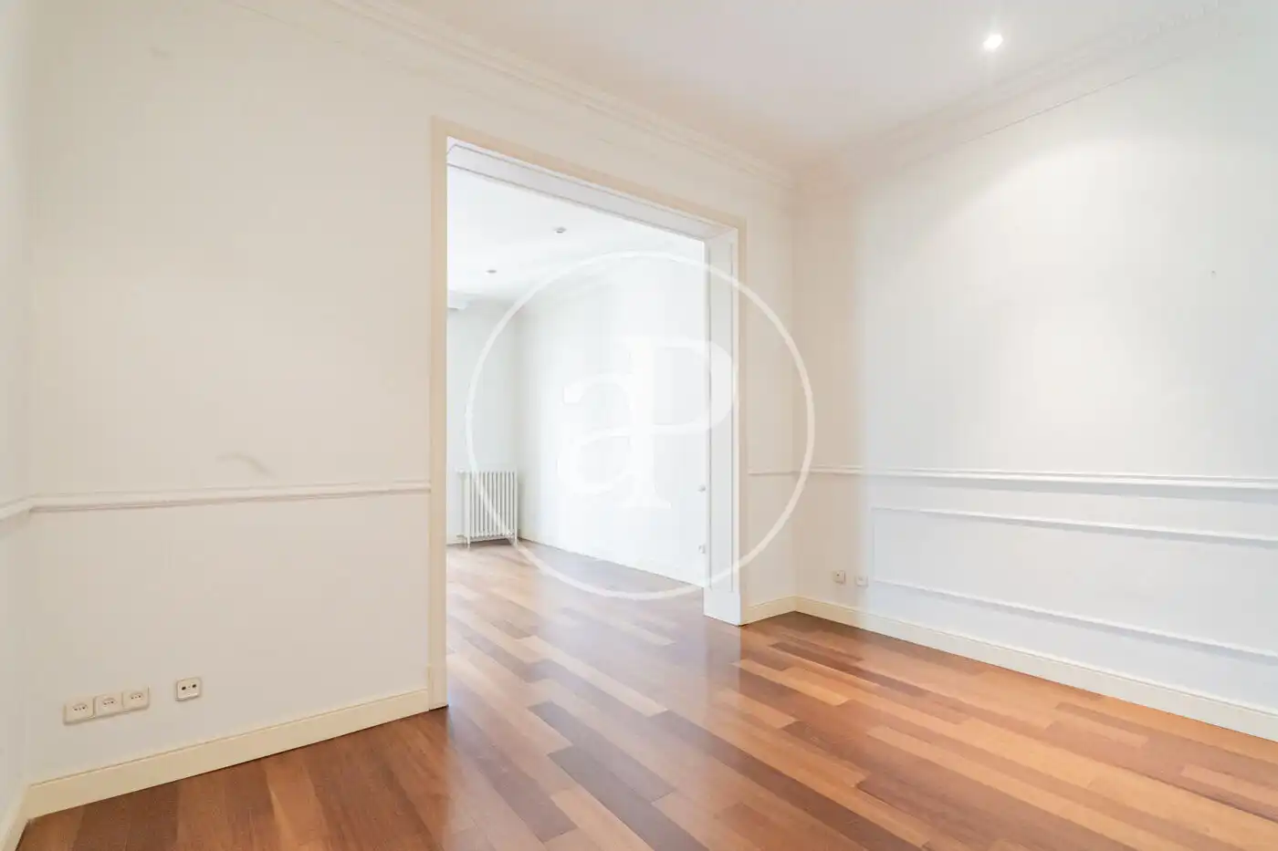 Flat for rent in Madrid  with Heating, Storage room and Balcony